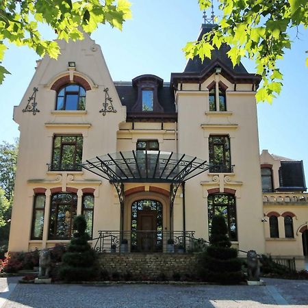 Le Manoir De La Mantille Caudry Exteriör bild