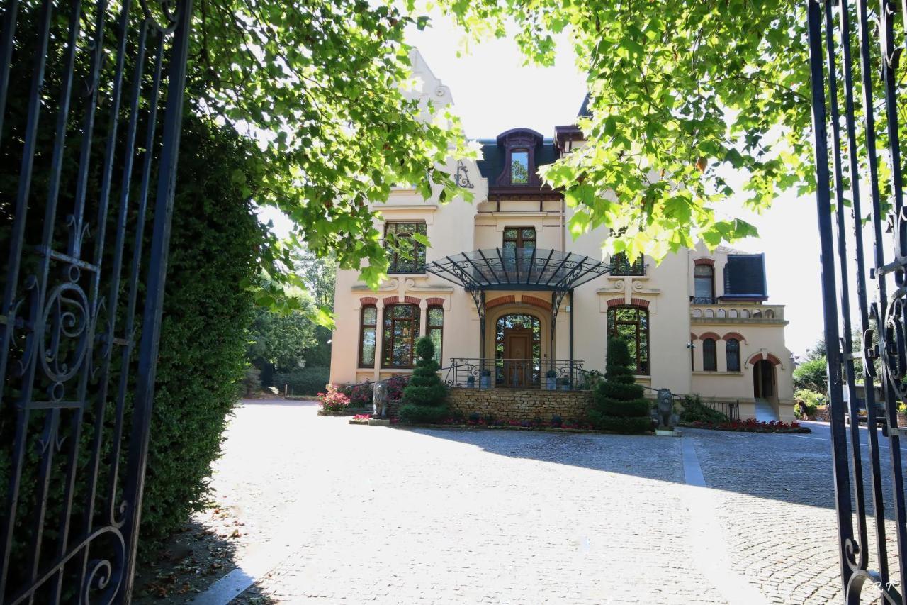 Le Manoir De La Mantille Caudry Exteriör bild