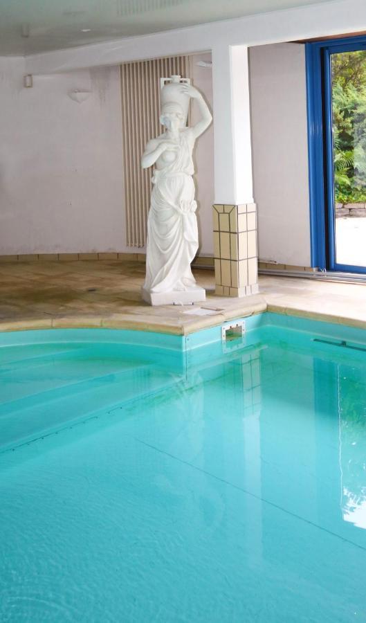 Le Manoir De La Mantille Caudry Exteriör bild